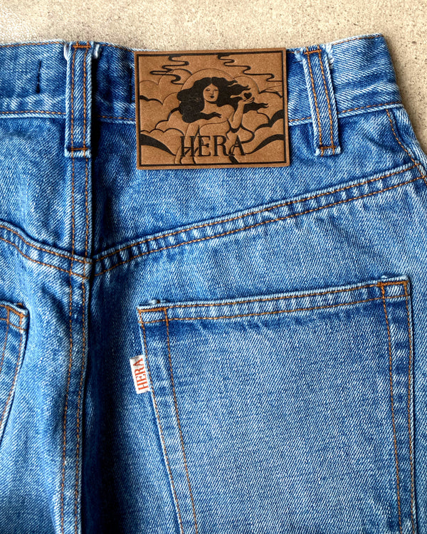 HERA Jeans Details with Artist Georgia Naughton